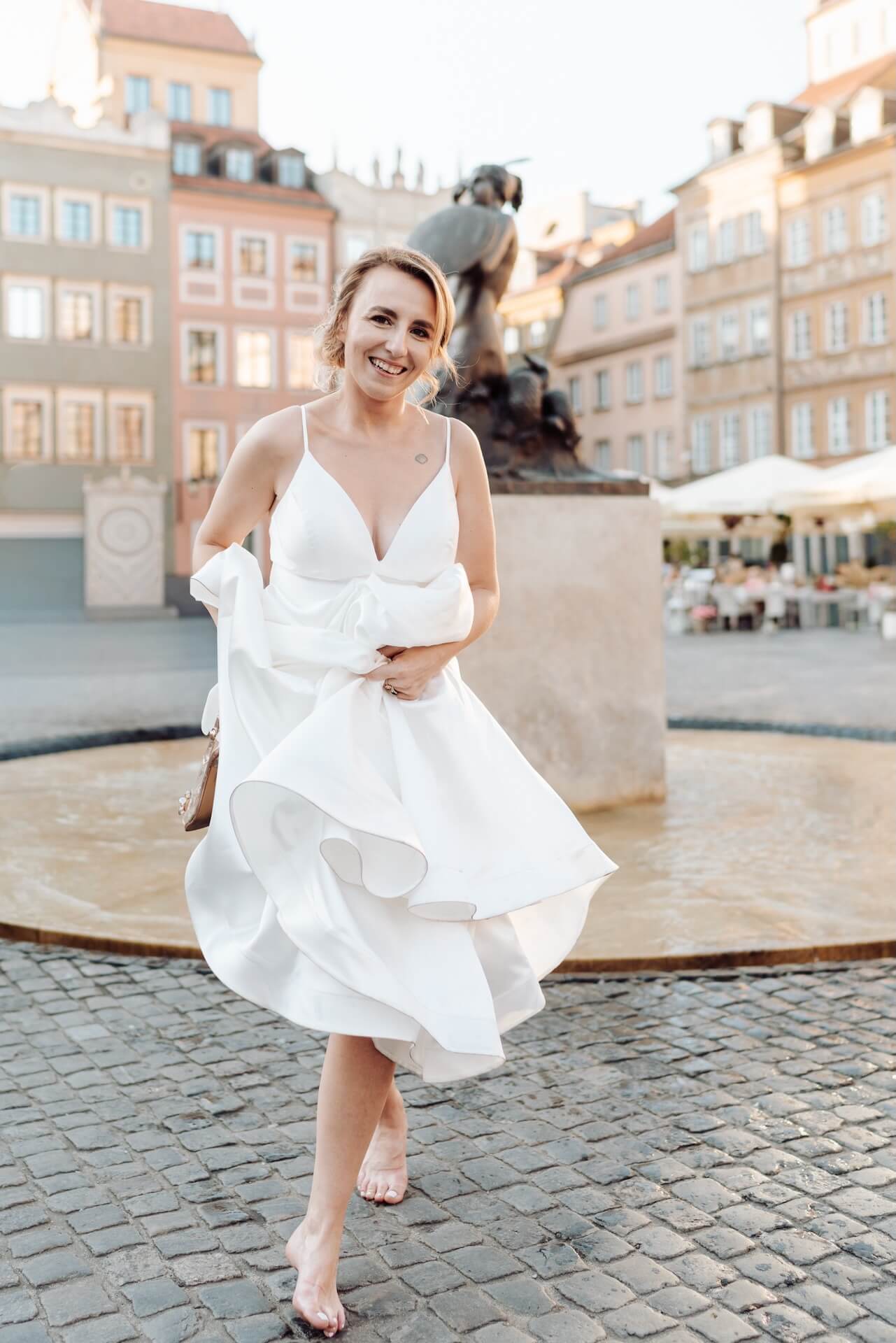 Szczęśliwa panna młoda Warszawa – spontaniczne kadry w dniu ślubu