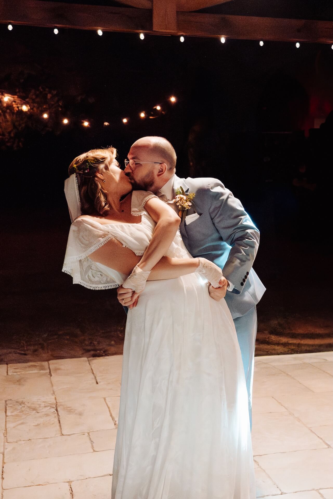 Fotograf na slub mazowsze siedlisko malcanow kameralne przyjecie pierwszy taniec pocalunek pary mlodej